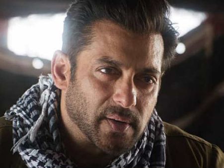 Salman: റേസ്3 യുടെ സെറ്റിൽ നിന്ന് ജോധ്പൂരിലേയ്ക്ക്! സൽമാൻ കോടതിയിൽ എത്തിയത് പ്രത്യേക വിമാനത്തിൽ