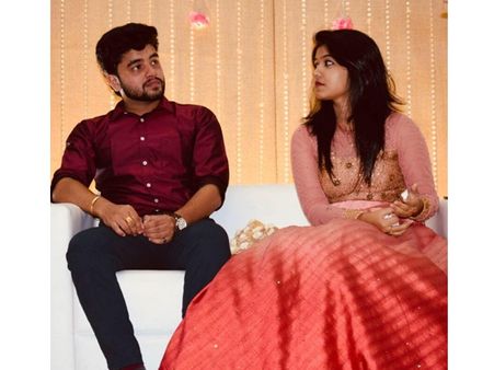 വിവാഹ നിശ്ചയം കഴിഞ്ഞ് ജിമിക്കി കമ്മല്‍ താരം ഷെറില്‍: ചിത്രങ്ങള്‍ വൈറല്‍! കാണൂ