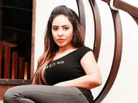 ശ്രീ റെഡ്ഡിയുടെ യഥാര്‍ത്ഥ മുഖം ഇതാണ്, താരത്തിന്‍റെ സ്വകാര്യ വീഡിയോ പുറത്തുവിട്ട് ജീവിത പറഞ്ഞത്?