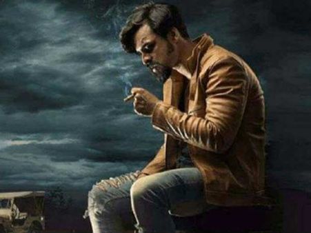 tovino: കൂർത്ത ബുൾഗാൻ താടിയും നെറ്റിയിലൊരു മുറിവും!! ടൊവിനോയുടെ വില്ലൻ ലുക്ക് പൊളിച്ച്!!
