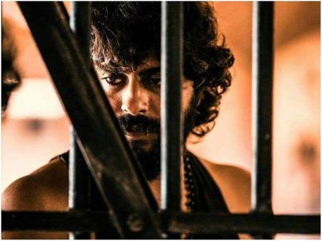 ബോക്സോഫീസില്‍ തരംഗമായി സ്വാതന്ത്ര്യം അര്‍ധരാത്രിയില്‍, ആദ്യദിന കലക്ഷന്‍ റിപ്പോര്‍ട്ട് പുറത്തുവിട്ടു!