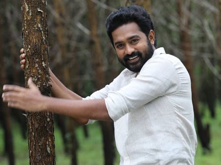 പ്രണയ ചിത്രവുമായി ആസിഫ് അലി എത്തുന്നു! മന്ദാരം ടൈറ്റില്‍ ടീസര്‍ പുറത്ത്! കാണൂ