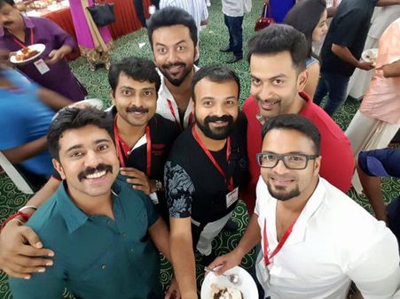 അമ്മ പിടിക്കാന്‍ ചാക്കോച്ചനും? ഗണേഷിനെയും സിദ്ദിഖിനെയും നേരിടാന്‍ യുവതാരനിര? മത്സരം കടുകട്ടി തന്നെ!‍