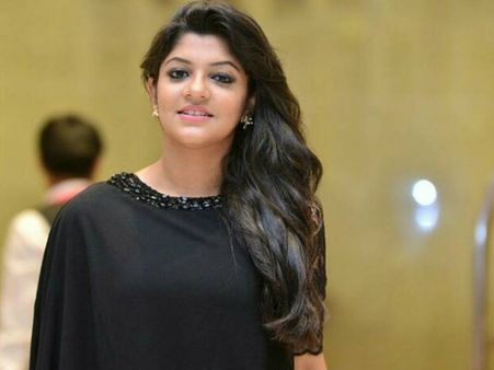 ചലച്ചിത്ര നിരൂപണങ്ങള്‍ പലപ്പോഴും വ്യക്തിഹത്യയാവുന്നു! തുറന്നടിച്ച് അപര്‍ണ ബാലമുരളി