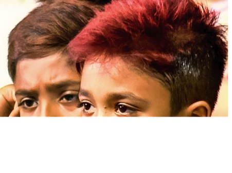 ലേറ്റായി വന്താലും ലേറ്റസ്റ്റ് ആയി വരുവേന്‍!! കാലയുടെ ഓഡിയോ ലോഞ്ചിനെത്തിയ ഫ്രീക്കന്മാരെ മനസിലായോ