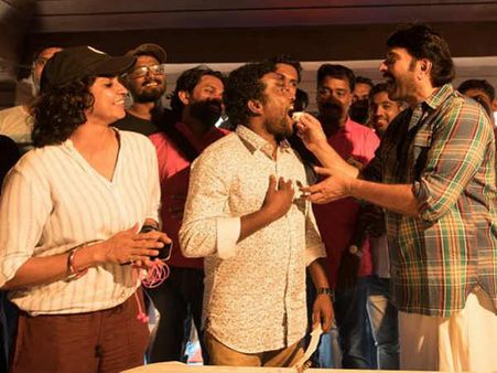 മാമാങ്കം സെറ്റിൽ മമ്മൂട്ടിയ്ക്കൊപ്പം പിറന്നാൾ ആഘോഷിച്ച് മണികണ്‌ഠൻ, ചിത്രങ്ങൾ കാണാം...