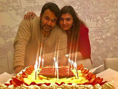 പിറന്നാൾ ദിവസം ലാലേട്ടൻ എവിടെയായിരുന്നുവെന്ന് അറിയാമോ!! ഈ ചിത്രങ്ങൾ പറയും ബാക്കി...