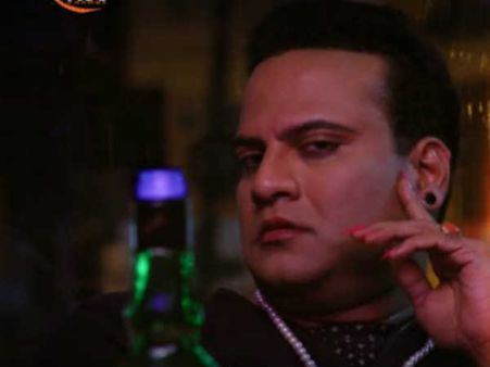 സ്‌ത്രൈണതയുള്ള വില്ലന്‍ കഥാപാത്രം! ടിനി ടോം രണ്ടും കല്‍പ്പിച്ച് എത്തിയതാണ്! സംഭവം കിടിലനായിട്ടുണ്ട്!