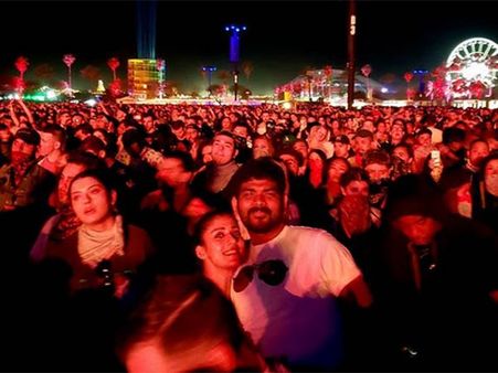 കാമുകനൊപ്പം യുഎസ്സില്‍ അടിച്ചു പൊളിക്കുന്ന നയന്‍, ഫോട്ടോ വൈറലാകുന്നു!!