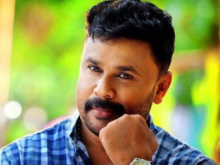 അതിശക്തനായി ദിലീപ് അമ്മയിലേക്ക് തിരിച്ചെത്തി, ജനപ്രിയന്റെ വരവിനെതിരെ വാളോങ്ങുന്നവര്‍ അറിയൂ!