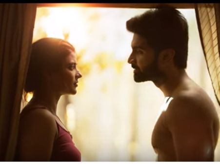 ഈ പാട്ടു കാണരുത്! ഇതു നിങ്ങളെ ലഹരി പിടിപ്പിക്കും!!