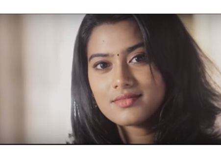 മധുരെെക്കാരി വേണിയെ തലയ്ക്കു പിടിച്ച യുവാവിന്റെ കഥ! വീഡിയോ കാണൂ