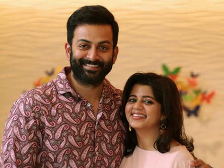 വീണ്ടും കുത്തിപ്പൊക്കലുമായി സുപ്രിയ!! പൃഥ്വി ഓർമയുണ്ടോ ഈ ചിത്രം.. വൈറലായി ചിത്രം
