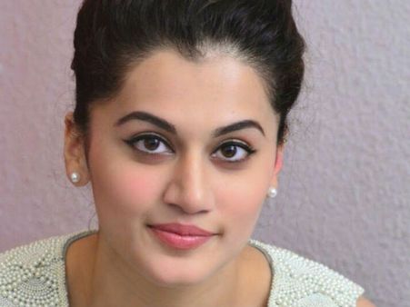 കാണാന്‍ ഒട്ടും കൊള്ളില്ലാത്ത നടിയാണ് തപ്‌സി എന്ന് പറഞ്ഞയാള്‍ക്ക് നടി കൊടുത്ത മറുപടി