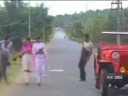 ലാലേട്ടന്റേയും മമ്മൂക്കയുടേയും കീകീ ഡാൻസ്!! ഇതൊക്കെ എന്തെന്ന് ടോളന്മാർ, ഡാൻസ് കാണാം