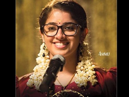 ബിജു മേനോന്‍ ചിത്രം പടയോട്ടത്തിലൂടെ ഐമ സെബാസ്റ്റ്യന്‍ വീണ്ടുമെത്തുന്നു! കാണൂ