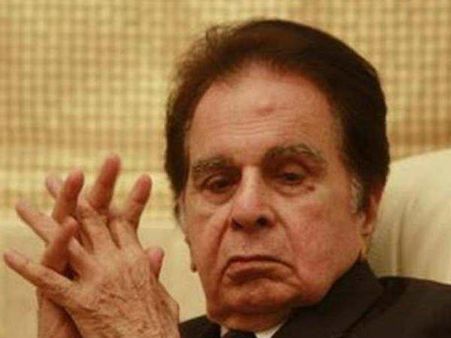 പ്രമുഖ ബോളിവുഡ് നടൻ ദിലീപ് കുമാർ ആശുപത്രിയിൽ!! അസുഖം ചെസ്റ്റ് ഇൻഫക്ഷൻ...