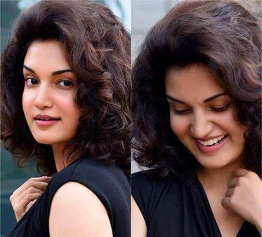 ഹണി റോസ് യുവനടനുമായി പ്രണയത്തിലോ? വൈറലായ റിപ്പോര്‍ട്ടുകളെക്കുറിച്ച് താരം പ്രതികരിച്ചത് ഇങ്ങനെ! കാണൂ