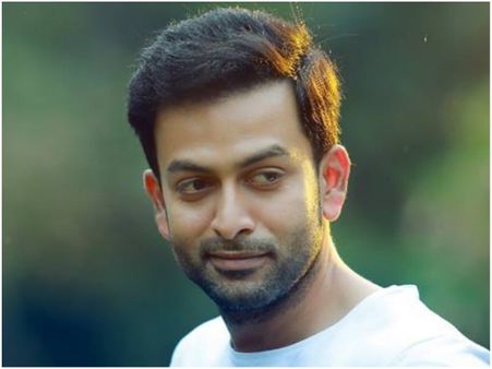 പൃഥ്വിരാജ് സുകുമാരന്‍ ചിത്രം രണം തിയ്യേറ്ററുകളിലേക്ക്! ശ്രദ്ധേയമായി പുതിയ ഗാനം! കാണൂ