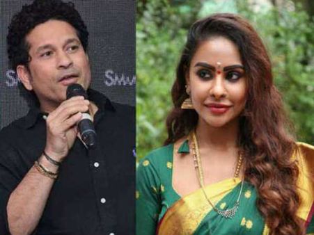 സിനിമ താരങ്ങൾ കഴിഞ്ഞു ഇനി ക്രിക്കറ്റ്!! സച്ചിനെതിരെ ആരോപണവുമായി ശ്രീറെഡ്ഡി, ചാർമിയുമായി പ്രണയം