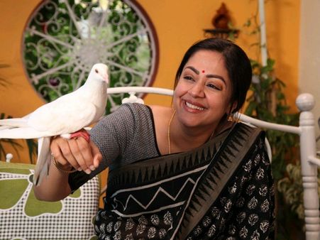 ജ്യോതികയുടെ കാട്രിന്‍ മൊഴി റിലീസ് മാറ്റി, ദീപാവലി തിരക്കിന് ശേഷം തിയറ്ററിലേക്ക്!