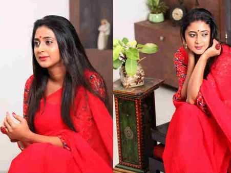 കനിഹയോടുള്ള പ്രണയം തുറന്നുപറഞ്ഞ് ജഗദീഷ്! പിന്തുണയുമായി മേനകയും! വൈറലാവുന്ന വീഡിയോ കാണൂ!