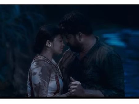 കരിനീല കണ്ണുളള പെണ്ണേ...! പ്രേക്ഷകര്‍ കാത്തിരുന്ന ജോസഫിലെ പ്രണയ ഗാനമെത്തി! വീഡിയോ കാണാം
