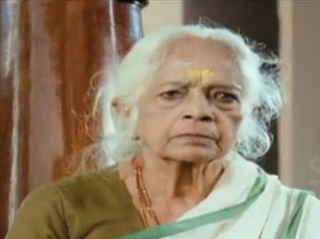 പ്രശസ്ത നടി ലക്ഷ്മി കൃഷ്ണമൂര്‍ത്തി അന്തരിച്ചു! അമ്മയായും മുത്തശ്ശിയായും മലയാളത്തില്‍ തിളങ്ങിയ നടി!!