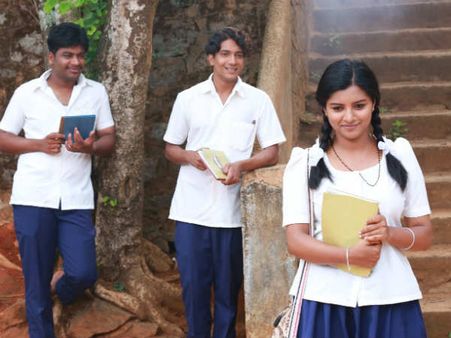 പ്രണയവും പ്രതികാരവുമായി ഒരു വ്യത്യസ്ത കാമുകൻ!! ഈ ഒറ്റയ്ക്കൊരു കാമുകൻ സംഭവമാകും, കാണൂ