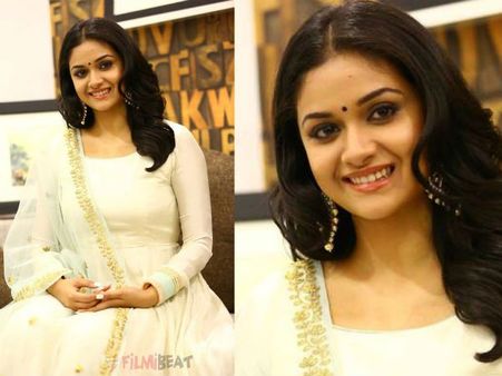ട്വിറ്ററില്‍ റെക്കോര്‍ഡിട്ടത് താരപുത്രി കീര്‍ത്തി സുരേഷ്! മുന്‍നിര നായികമാരെല്ലാം പിന്നിലാണ്!!