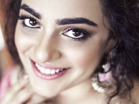 നിത്യ മേനോനില്‍ നിന്ന് ഇതും ഇതിനപ്പുറവും പ്രതീക്ഷിക്കാം, ഏഴ് തെളിവുകള്‍ ഇതാ!!