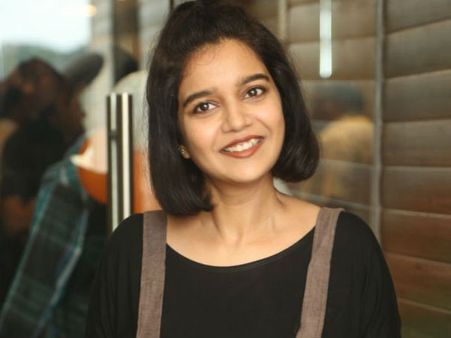 അവള്‍ പല പുരുഷനൊപ്പവും കിടന്നിട്ടുണ്ടാവും, ജീവിതത്തില്‍ ഏറ്റവും വേദനിപ്പിച്ച കമന്റിനെ കുറിച്ച് സ്വാതി