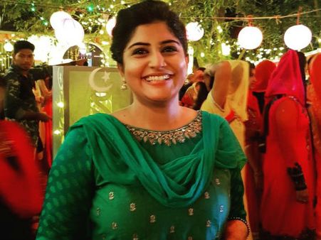 ഇവിടെ ഒറ്റയ്ക്ക് ഹണിമൂണ്‍ ആഘോഷിക്കുന്നത് മഞ്ജിമ മോഹന്‍, കാണൂ