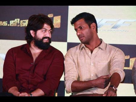 വിജയത്തിളക്കത്തില്‍ കെജിഎഫ് നായകന്റെ പിറന്നാളാഘോഷം! ആഘോഷത്തില്‍ പങ്കുച്ചേര്‍ന്ന് വിശാല്‍! കാണൂ