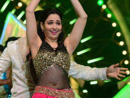 ഐറ്റം ഡാന്‍സ് ചെയ്യാന്‍ താത്പര്യമുണ്ടോ എന്ന ചോദ്യത്തിന് തമന്നയുടെ മറുപടി