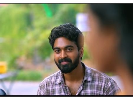 'നായിക നായകന്‍' താരങ്ങളുടെ ഓട്ടം ട്രെയിലര്‍ പങ്കുവെച്ച് ലാല്‍ജോസ്! വീഡിയോ കാണൂ