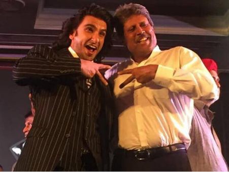 കപില്‍ ദേവ് ബയോപിക്കിനു വേണ്ടി രണ്‍വീറിന്‍റെ ക്രിക്കറ്റ് പരിശീലനം! വൈറലായി ചിത്രങ്ങള്‍ !കാണൂ