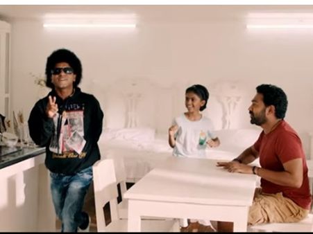 കുണുങ്ങി കുണുങ്ങി...! മേരാ നാം ഷാജിയിലെ രസകരമായ പുതിയ ഗാനം പുറത്ത്! വീഡിയോ കാണൂ