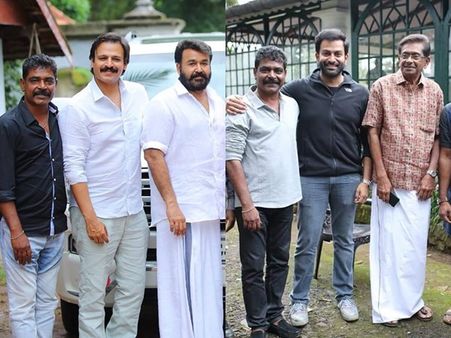 ലൂസിഫര്‍ 100 കോടി ക്ലബില്‍! സന്തോഷം പങ്കുവെച്ച ആന്‍റണി പെരുമ്പാവൂരിന് പൊങ്കാല! കാണൂ!