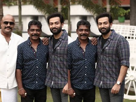 ആന്റണി പെരുമ്പാവൂരിനൊപ്പം പൃഥ്വിയും മുരളിയും! അടുത്ത അഡാര്‍ ഐറ്റത്തിനുള്ള വകുപ്പായെന്ന് ആരാധകര്‍!