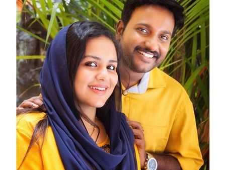 ബ്ലെസ്ഡ് വിത്ത് എ ബേബി ബോയ്! അച്ഛനായതിന്‌റെ സന്തോഷം അറിയിച്ച് നജീം അര്‍ഷാദ്‌