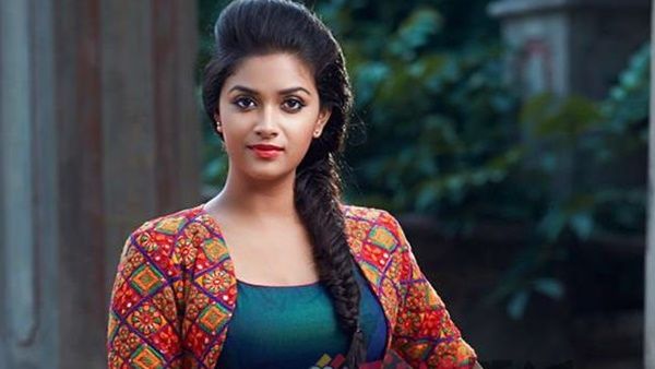 കീര്‍ത്തി തമിഴ് സിനിമകളില്‍ നിന്ന് അകലം പാലിക്കുന്നതിന് കാരണം ഇതോ...?