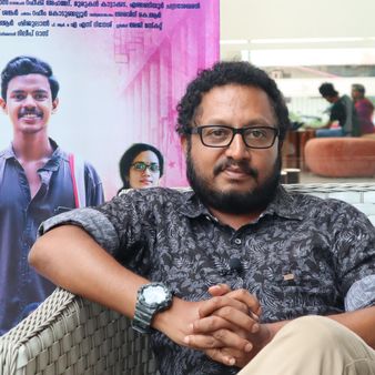 ''ഇതൊരു രാഷ്ട്രീയ കൊലപാതക കഥയ്ക്കപ്പുറം, അഭിമന്യു എന്ന 19കാരന്റെ നന്മയുടെ കഥയാണ്''