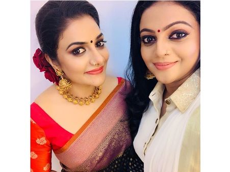 റിമി ടോമി മാത്രമല്ല അശ്വതി ശ്രീകാന്തും പാലക്കാരിയാണ്! അവതാരകമാരുടെ സെല്‍ഫി ചിത്രം വൈറല്‍
