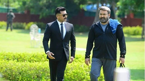 കംപ്ലീറ്റ് ആക്ടറിനൊപ്പം നടിപ്പിന്‍ നായകനും! കാപ്പാന്‍ ലൊക്കേഷന്‍ ചിത്രം ഏറ്റെടുത്ത് സോഷ്യല്‍ മീഡിയ!