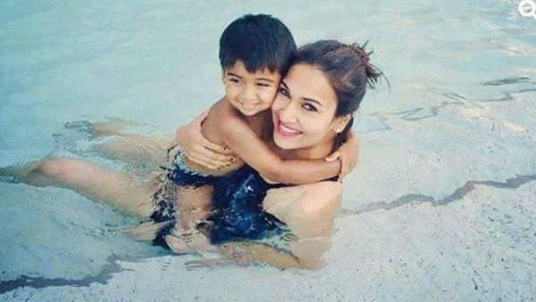 മകനൊപ്പമുളള സൗന്ദര്യയുടെ സ്വിമ്മിങ് പൂള്‍ ചിത്രം! വിമര്‍ശനങ്ങള്‍ക്കൊടുവില്‍ പിന്‍വലിച്ച് സംവിധായിക