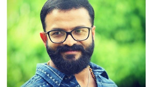 ദുരിതാശ്വാസ ക്യാംപുകളിലേക്ക് ടെംപററി ടോയ്‌ലറ്റുകള്‍ നല്‍കി ജയസൂര്യ! ജനങ്ങള്‍ക്കൊപ്പം താരങ്ങളും