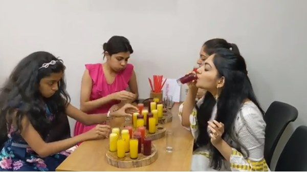താരപുത്രിമാര്‍ തമ്മിലുള്ള മത്സരം! ആദ്യം ആര് കുടിച്ച് തീര്‍ക്കും? ഒടുവില്‍ സംഭവിച്ചതിങ്ങനെ