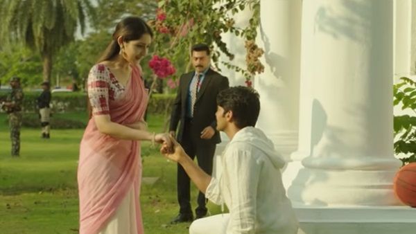 ആര്യയും സയേഷയും കൂടി സൂര്യയെ പറ്റിച്ചു! കാപ്പാന്‍ ഡീലീറ്റഡ് സീന്‍ പുറത്ത്‌