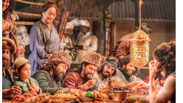 മോഹന്‍ലാലിനൊപ്പം അര്‍ജുനും ഷിയാസ് കരീമും,മരക്കാര്‍ അറബിക്കടലിന്റെ സിംഹം സ്റ്റിലുകള്‍ പുറത്ത്